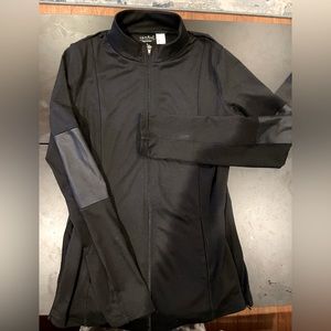 Isabelle maternity black zip up size L